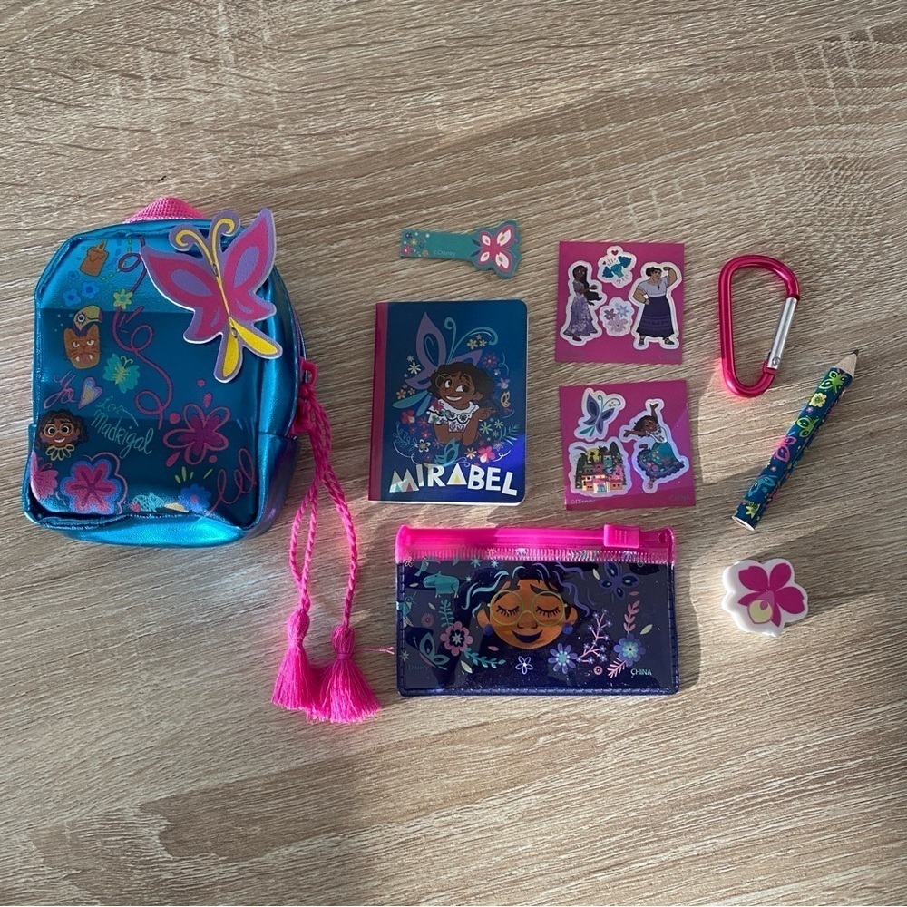 BNWOT Real Littles Disney Encanto Backpack - Picture 2 of 4